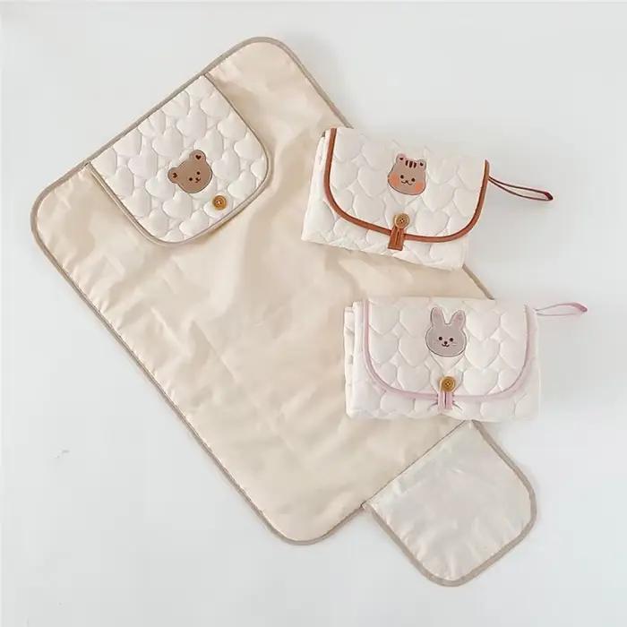 Tapis à langer pliable et portable pour bébé matelas absorbant couverture de lit simple pour le change occasions spéciales nouveau-né parents modernes