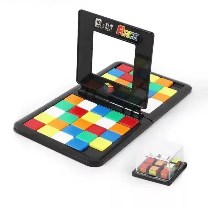 Jeu de course carré de combat de couleurs pour enfants
