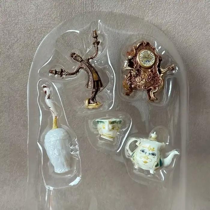 Hasbro Anime Disney La Belle et la Bête