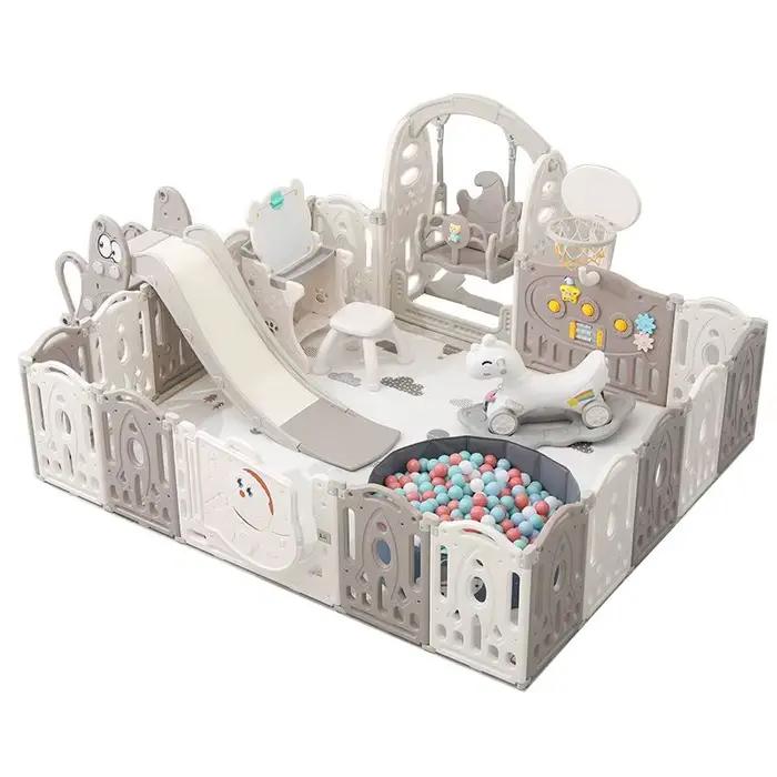 Parc pliable pour bébé avec toboggan
