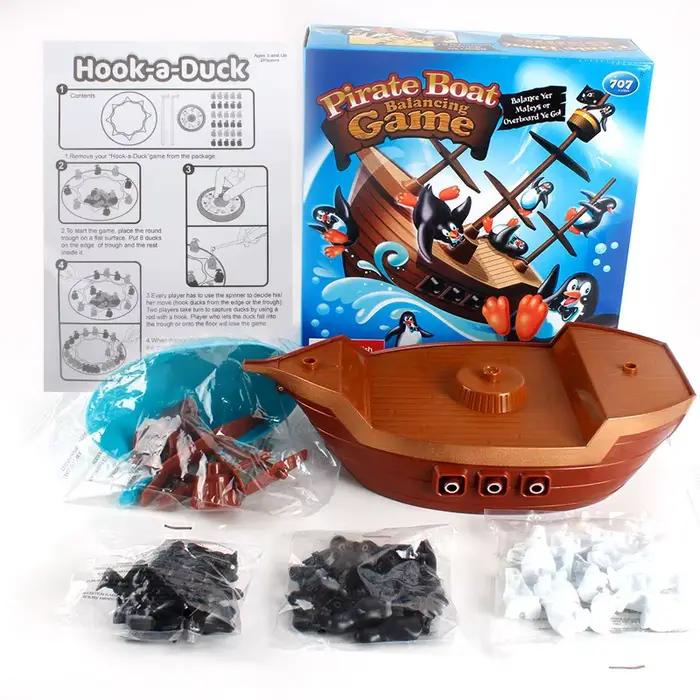 Jeu de société de puzzle de bateau pirate