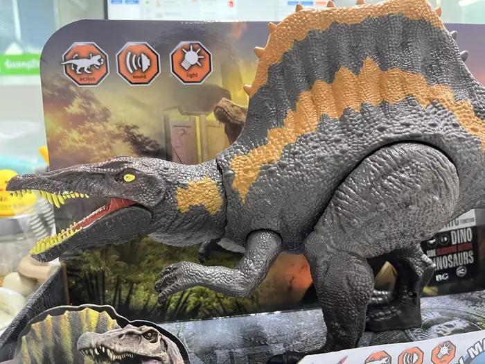 Dinosaure électrique Jurassic World Dino-X Spinosaurus avec effets sonores et lumineux