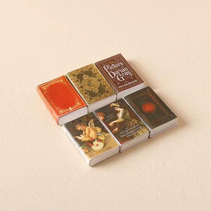 Mini livre de nettoyage de maison de course pour enfants