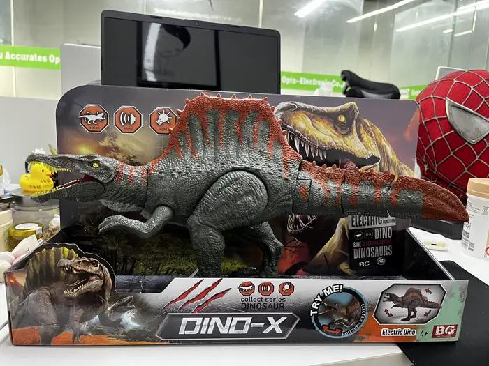Dinosaure électrique Jurassic World Dino-X Spinosaurus avec effets sonores et lumineux