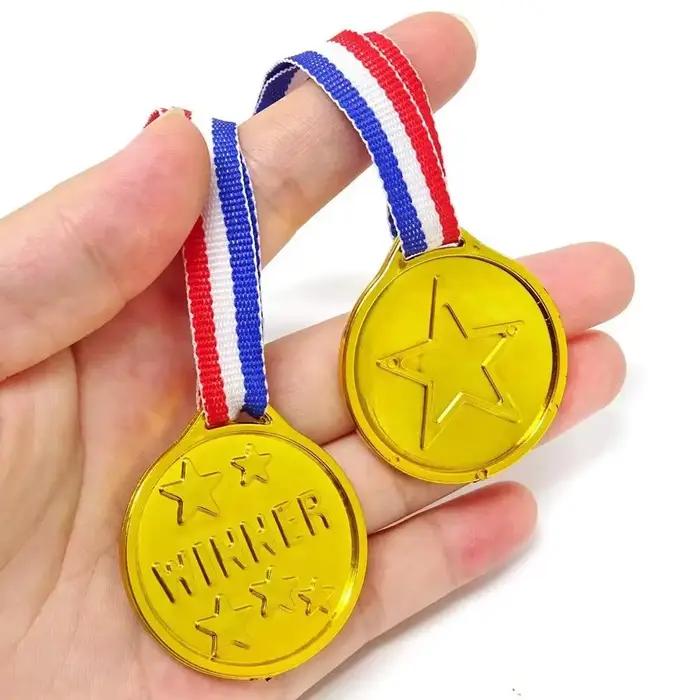 Médailles de récompense en plastique or/argent/bronze pour les enfants