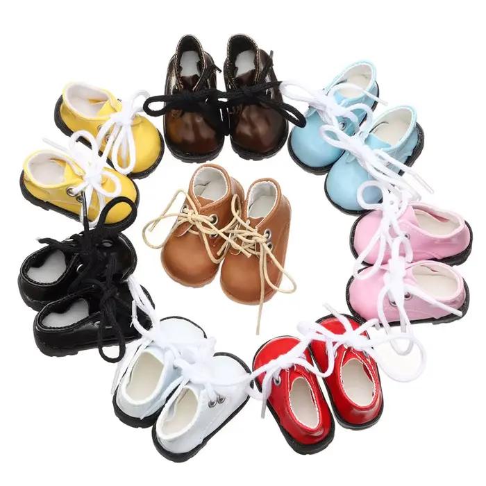 Chaussures en tissu brillant pour poupées 1/12ème échelle accessoires de mode pour filles occasions spéciales 7 couleurs disponibles