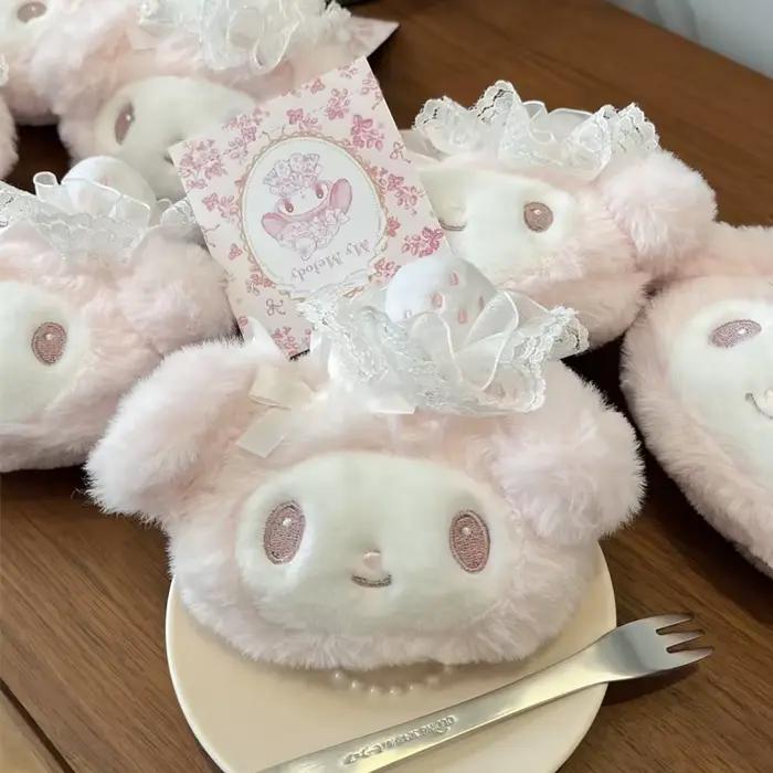 Porte-monnaie en peluche Kawaii My Melody Fraise, porte-clés, pendentif créatif pour sac à dos, cadeau d'anniversaire pour fille, décoration