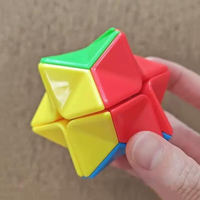 Cube de vitesse polygone 2x2x2