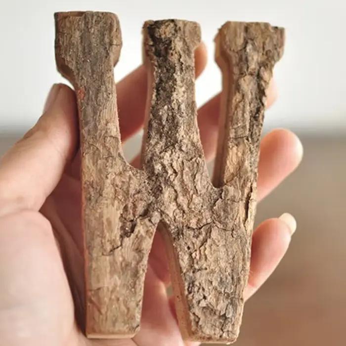 Lettres de l'Alphabet et Chiffres en Bois Massif