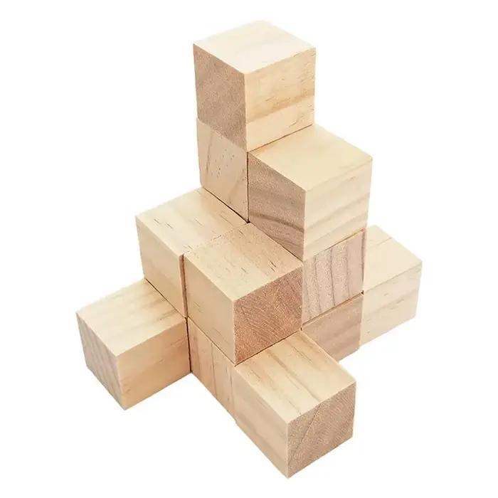 Cubes en bois naturel de 4cm