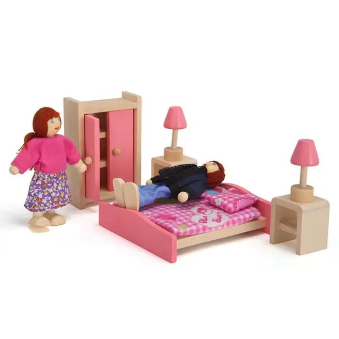 Poupées de personnes en bois multicolores