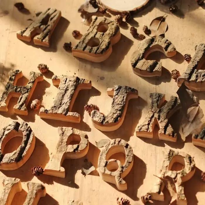 Lettres de l'Alphabet et Chiffres en Bois Massif