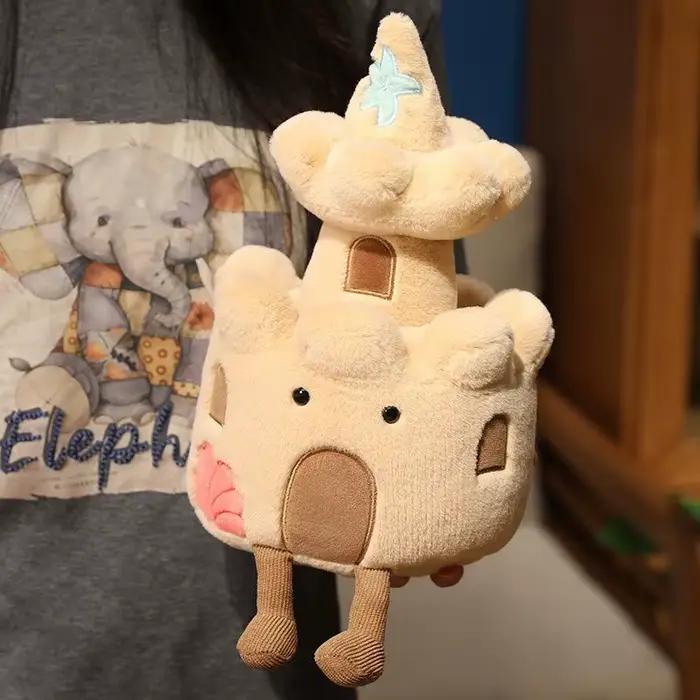 Jouet en peluche château de sable mignon, poupée en peluche douce en forme de château de dessin animé, peluche maison de plage Kawaii pour cadeau d'anniversaire, décoration intérieure créative