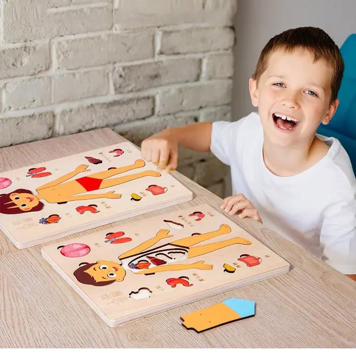Puzzles Montessori, planche occupée