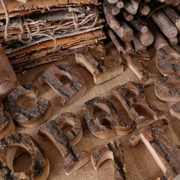 Lettres de l'Alphabet et Chiffres en Bois Massif