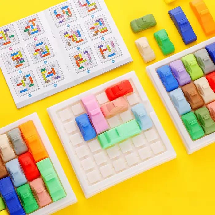 Puzzle trafic Rush heure jeu voiture de course parchemin Huarong route raisonnement logique jeu de bureau
