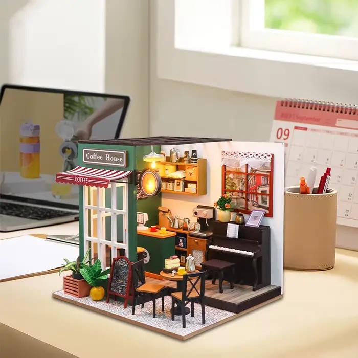 Analyste de construction de modèles de maison de course miniatures en bois pour enfants