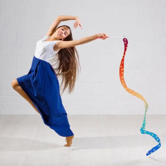 Ruban de danse rouge combiné pour gymnastique artistique et danse rythmique entraînement scolaire et gym femmes occasions spéciales