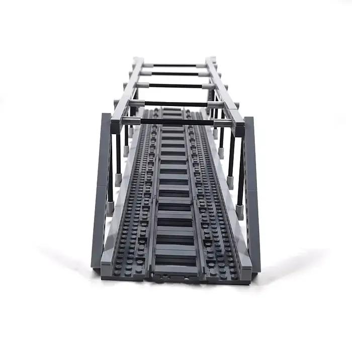 Blocs de construction de voies de train urbaines avec ponts et accessoires de scène pour adultes occasions spéciales création imaginative