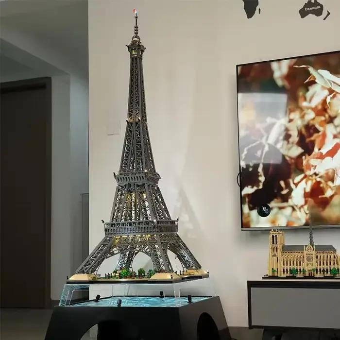 En stock, Tour Eiffel de 1