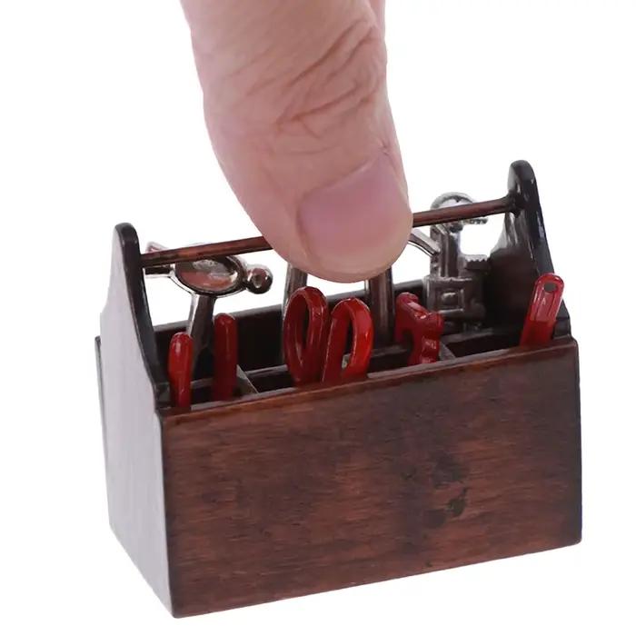 Boîte à outils Miniature pour maison de poupée 1:12