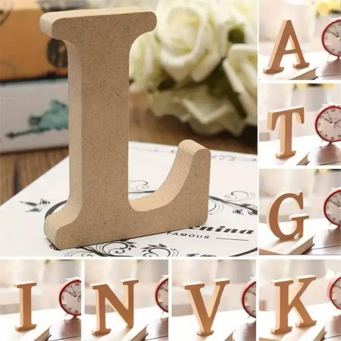 26 lettres de l'alphabet en bois