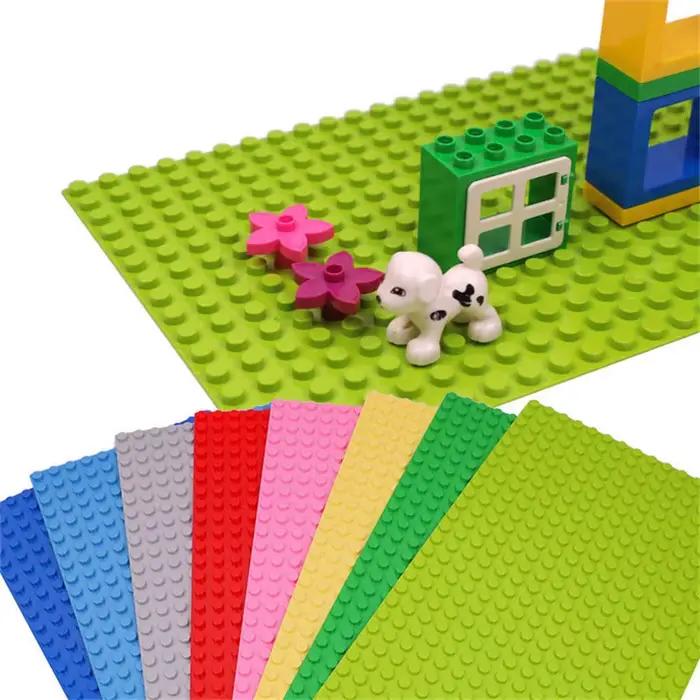 Grande plaque de base pour blocs de construction