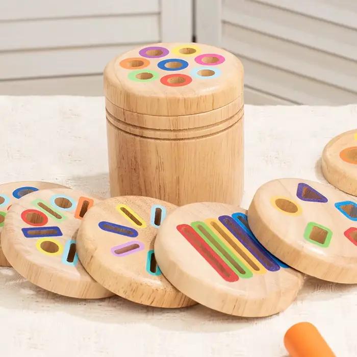 Jouets Montessori en bois pour trier les couleurs