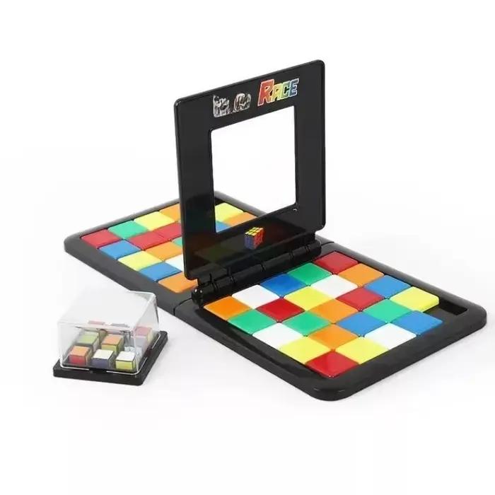 Jeu de course carré de combat de couleurs pour enfants