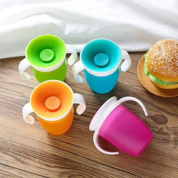 Gobelet d'apprentissage bébé avec double poignée couvercle rotatif 360 degrés étanche pour 0-1 ans 1-2 ans 3-6 ans occaions spéciales