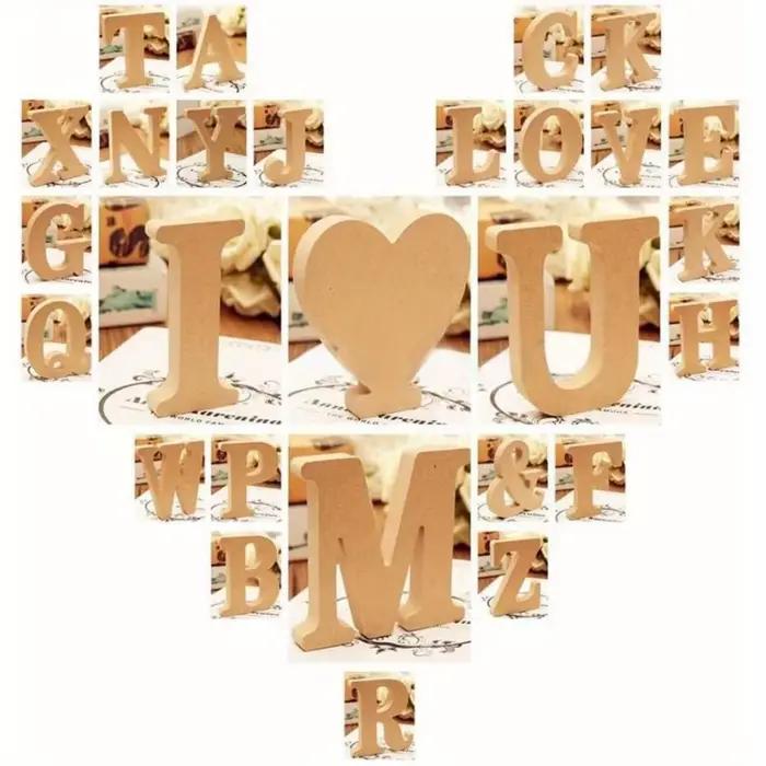 26 lettres de l'alphabet en bois