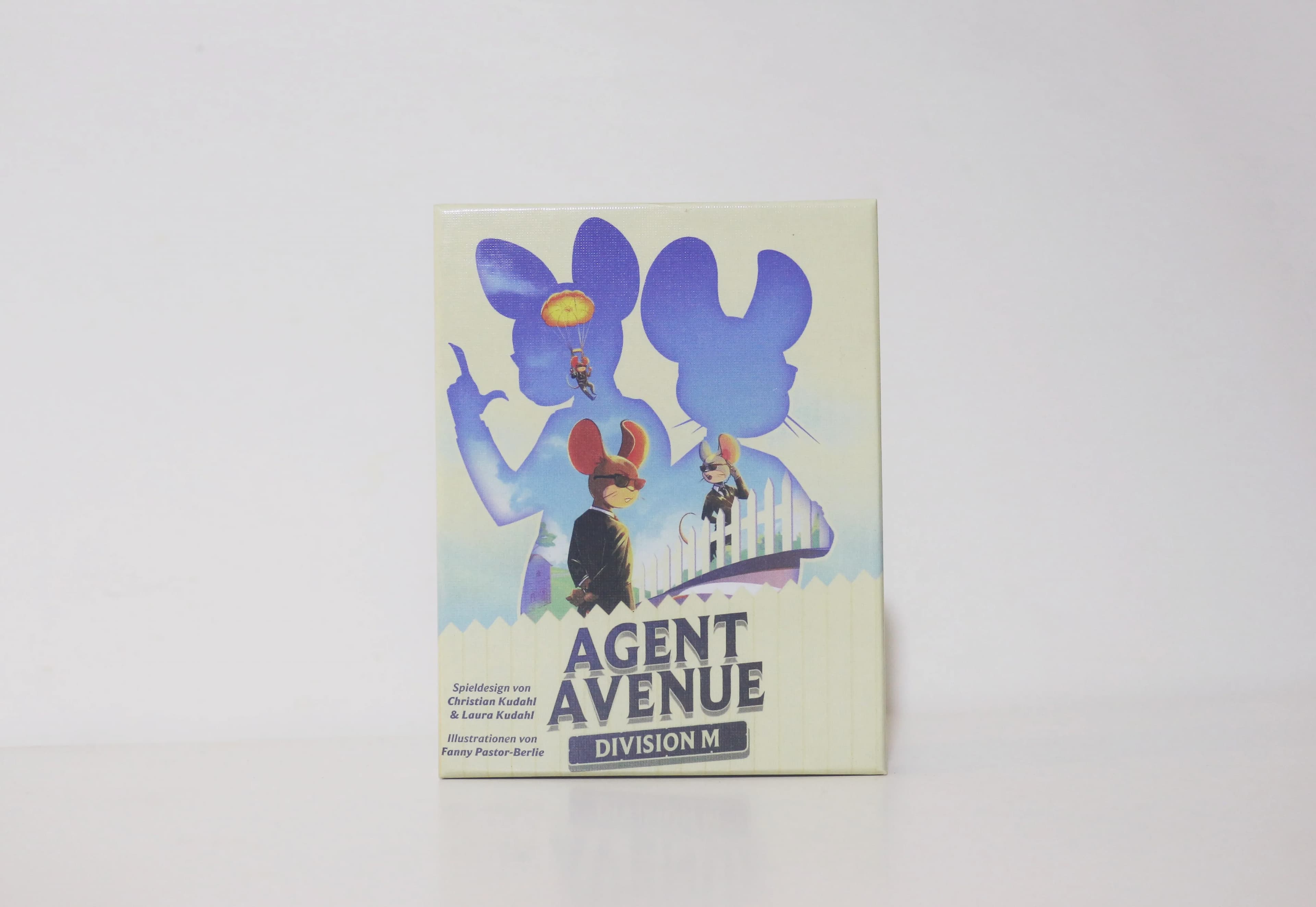 Jeu de cartes Agent Avenue DIVISION M Expansion - Jeu de société familial stratégique et amusant pou
