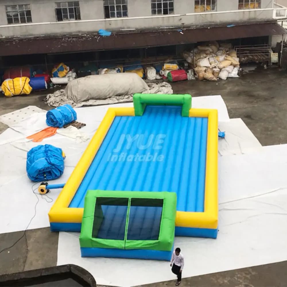 Terrain de football gonflable pour aire de jeux extérieure à vendre