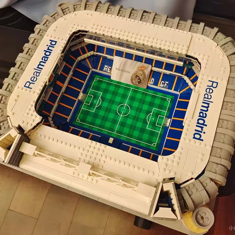 NOUVEAU Modèle de briques à assembler 5876 pièces, célèbre club de football Madrid Santiago Bernabeu