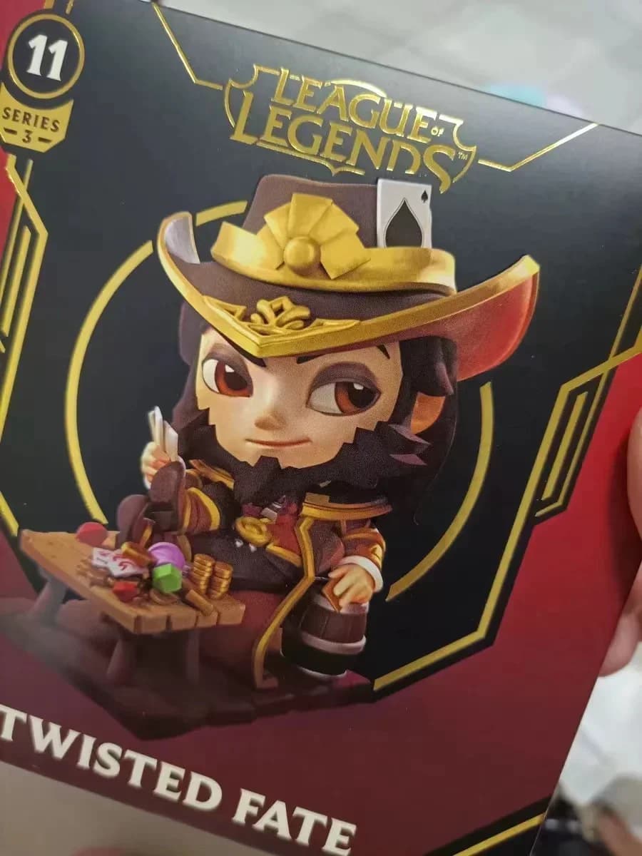 En stock 100% original, toutes les figurines de personnages de League of Legends, S12 Professional L