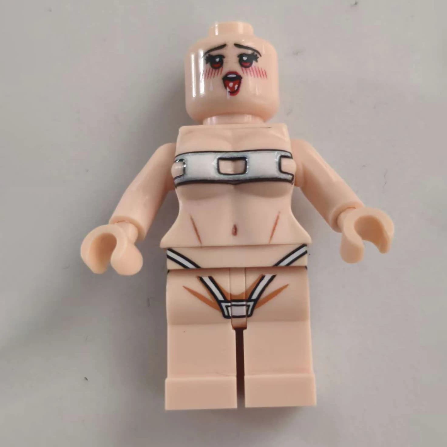 Figurine articulée de fille sexy en maillot de bain, blocs de construction, figurine à assembler, dé