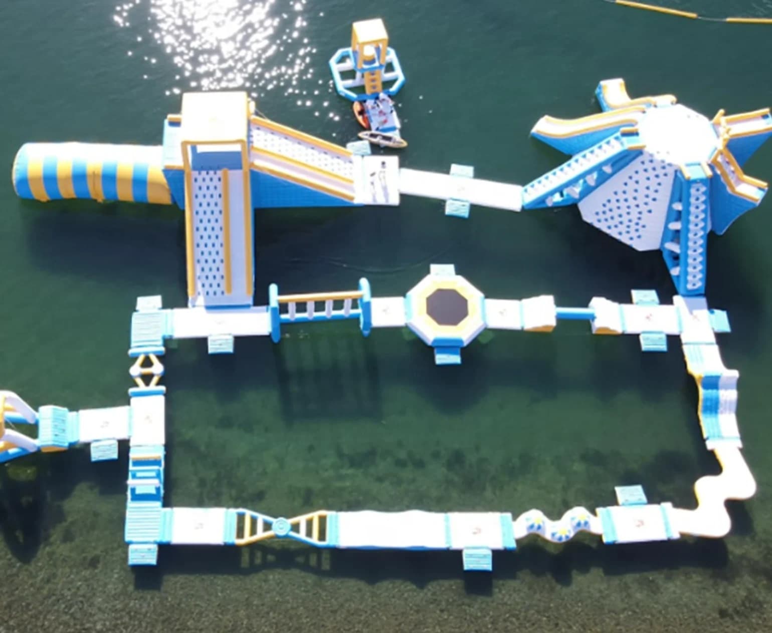 Parc aquatique Commercial adultes Sport aquatique eau amusante jeu de parc aquatique flottant gonfla