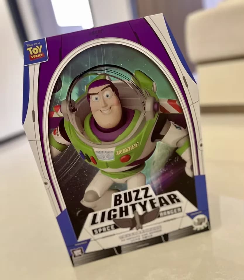 Figurine d'action Buzz Lightyear de Toy Story, 17 articulations mobiles, modèle assemblé, décoration